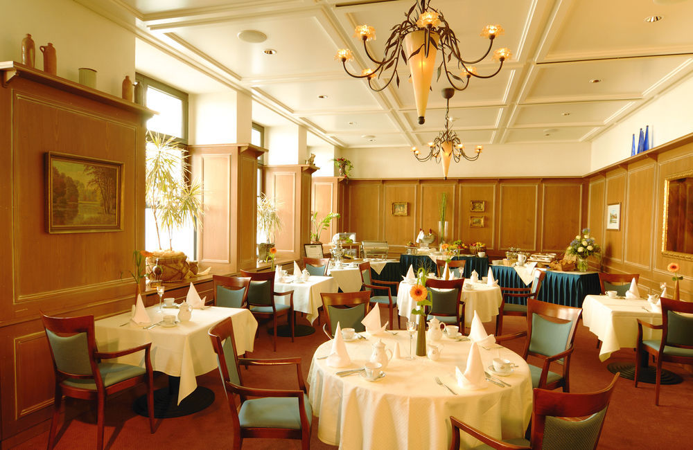 Gasthaus Zum Schwan Oschatz Exterior photo
